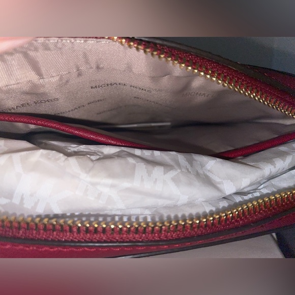 Michael Kors LG Frame Out Item Cherry Red Cross Grain Leather Crossbody Bag - Picture 11 of 16